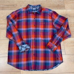 Tommy Bahamas canyon beach flannel